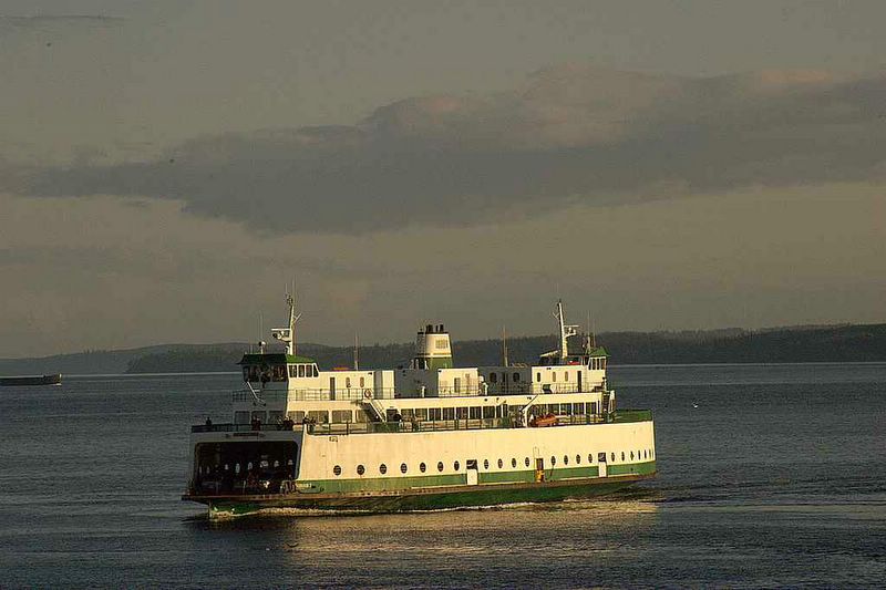 Ferry arriving Fort Casey